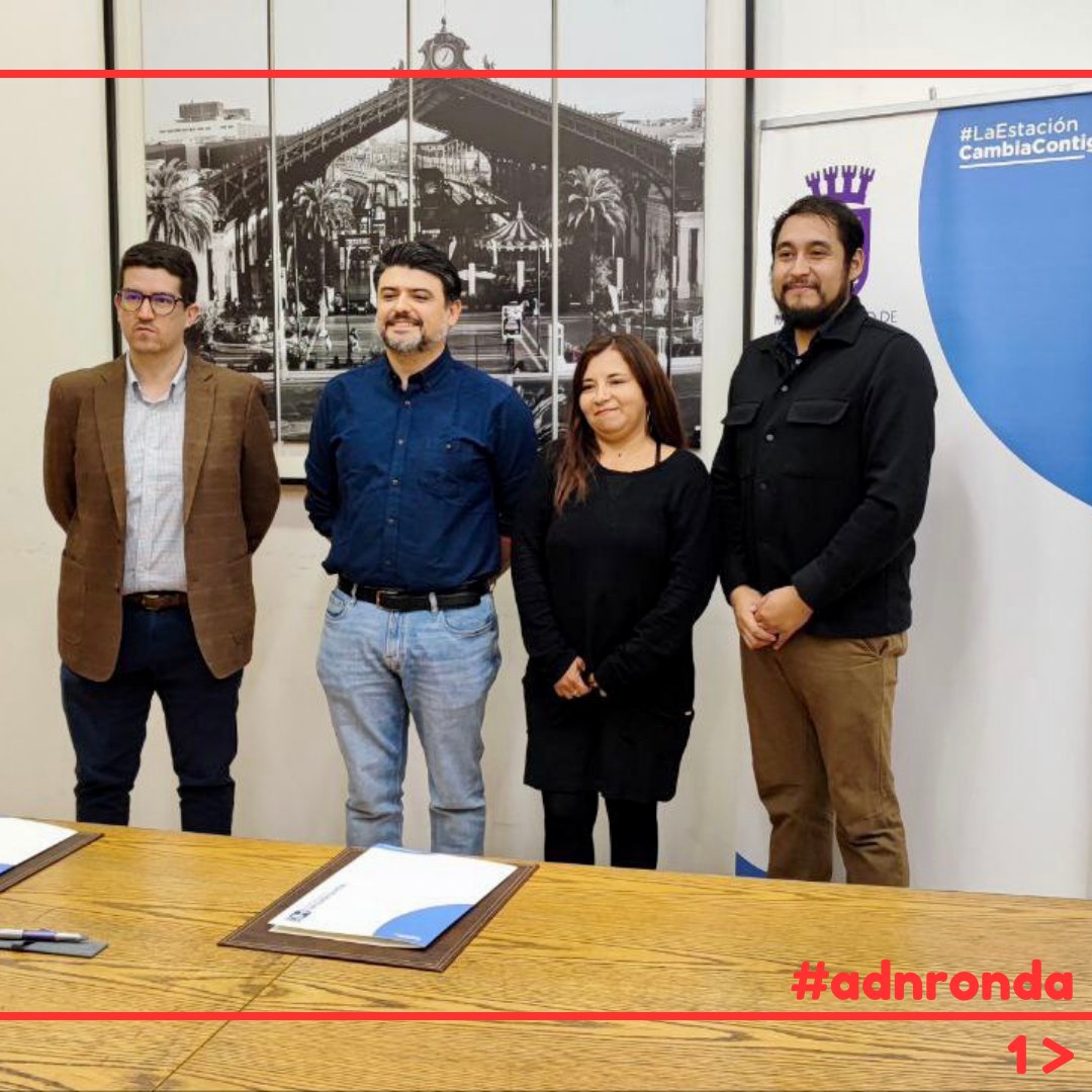 RondaChile's tweet photo. Nuestro agradecimiento a Felipe Muñoz, alcalde de la ilustre @muiecentral por la firma del convenio firmado con @RondaChile por el proyecto #Protagoistas 2, con el objetivo de entregar herramientas socioemocionales y de #empoderamiento a las #mujerescuidadoras de la comuna. https://t.co/pzzrmlGFOl