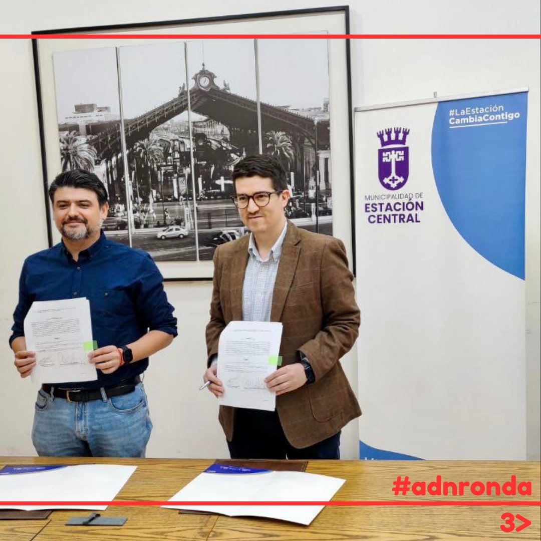 RondaChile's tweet photo. Nuestro agradecimiento a Felipe Muñoz, alcalde de la ilustre @muiecentral por la firma del convenio firmado con @RondaChile por el proyecto #Protagoistas 2, con el objetivo de entregar herramientas socioemocionales y de #empoderamiento a las #mujerescuidadoras de la comuna. https://t.co/pzzrmlGFOl