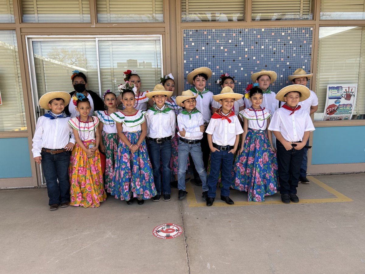 Congratulations to our Genius Hour Baile Folklorico dancers, Los Correcamios, who performed yesterday at the APS Festival de Bellas Artes. They did a great job and looked beautiful! Click here to watch a video of the performance: youtu.be/AjnxArNxCc0