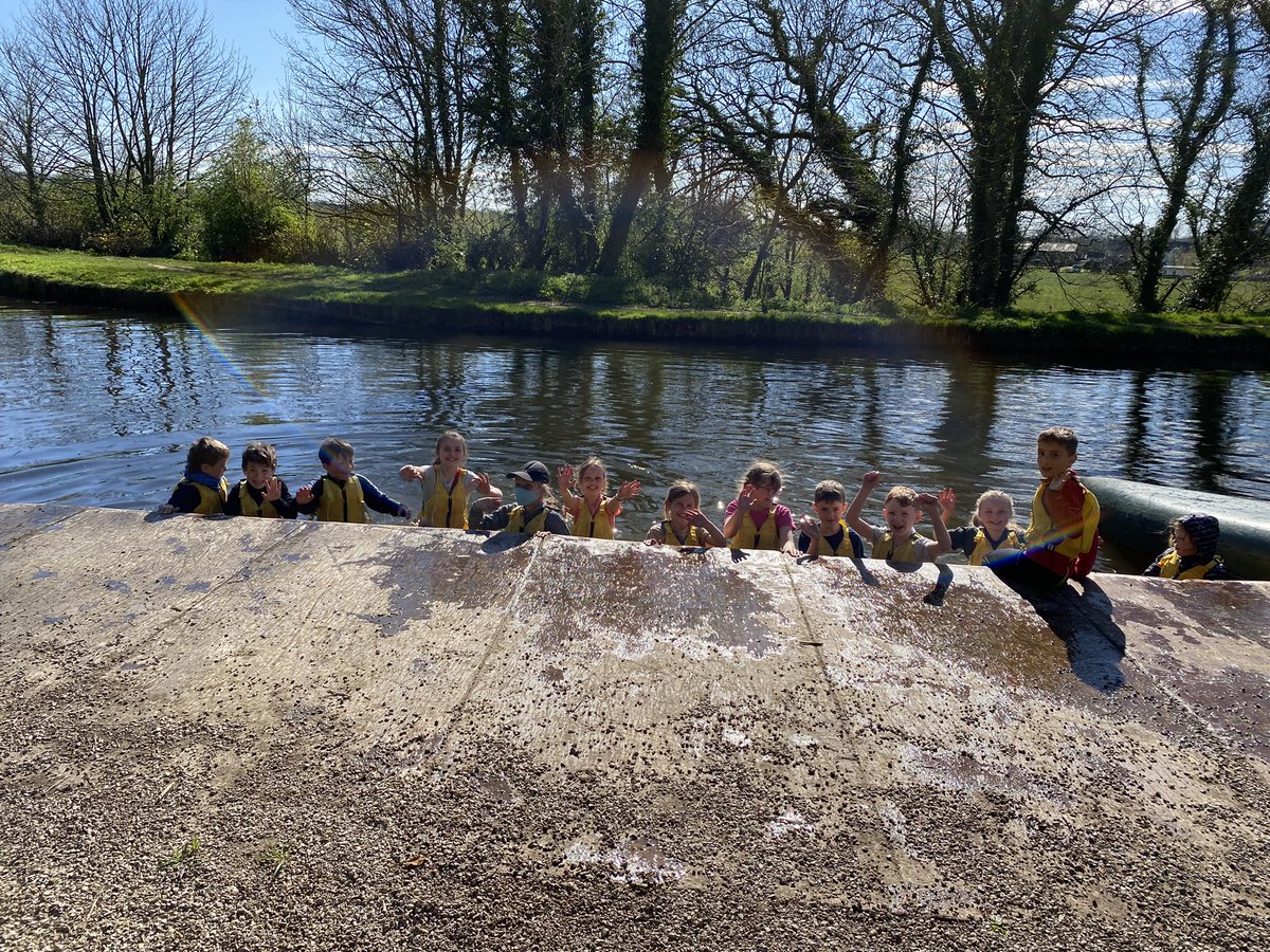 BeethamSchool's tweet photo. Time to get wet! https://t.co/eQg0a7BzID