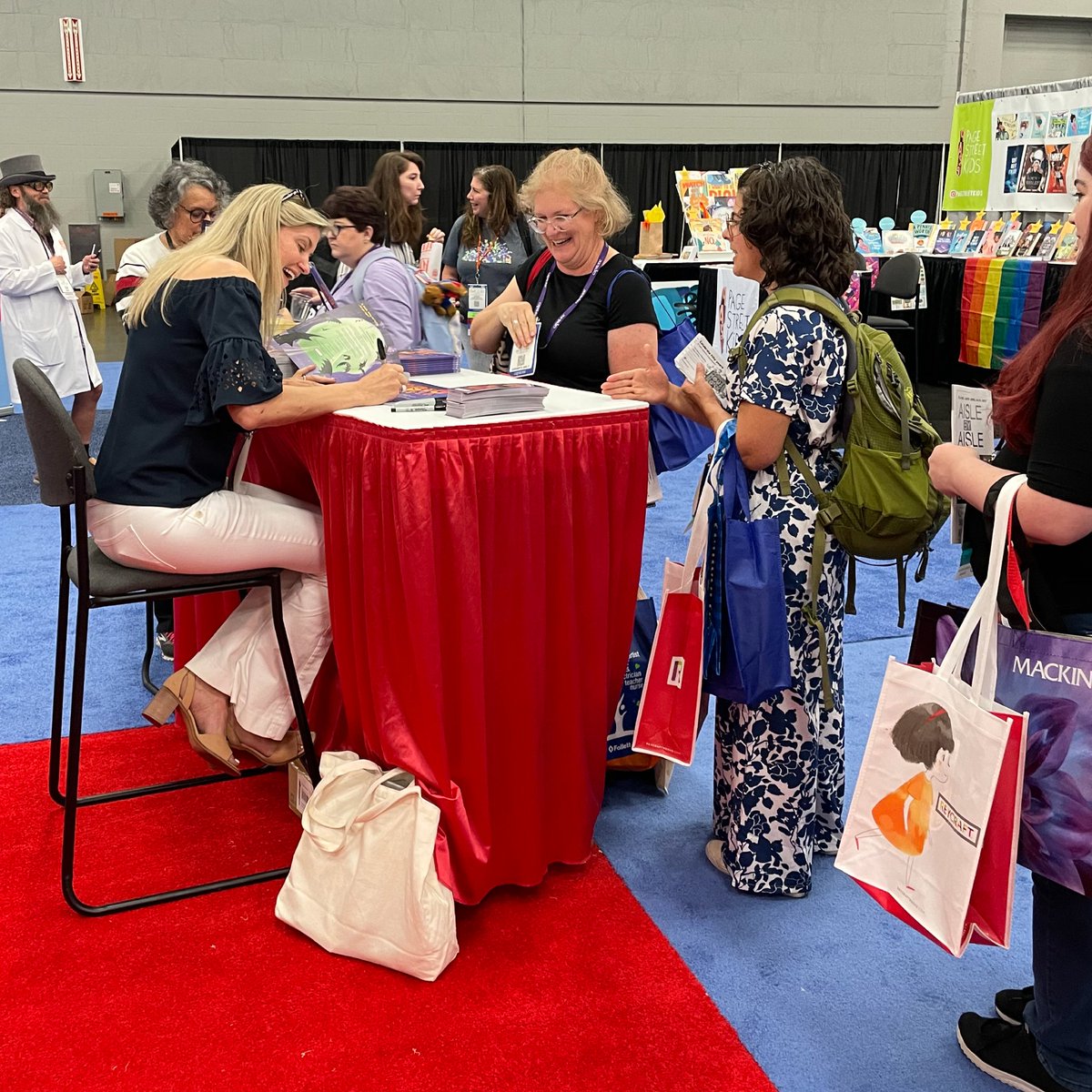 We had such a great day yesterday at #TXLA23 with Steve Metzger, Laura Seely-Pollack, and so many amazing people who visited booth #1734! We're so excited for another two days of fun! @TXLA #TLA23