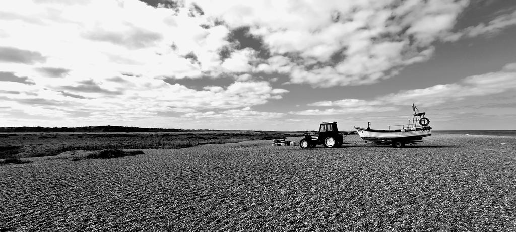 Take a walk and explore the beautiful scenery on offer along the #NorthNorfolk coast, #Cley. <a href="/atnorfolk/">All Things Norfolk</a> <a href="/EDP24/">Eastern Daily Press</a> <a href="/NWTCleyCentre/">NWT Cley Marshes</a> <a href="/CleyNorfolk/">Cley Harbour</a>