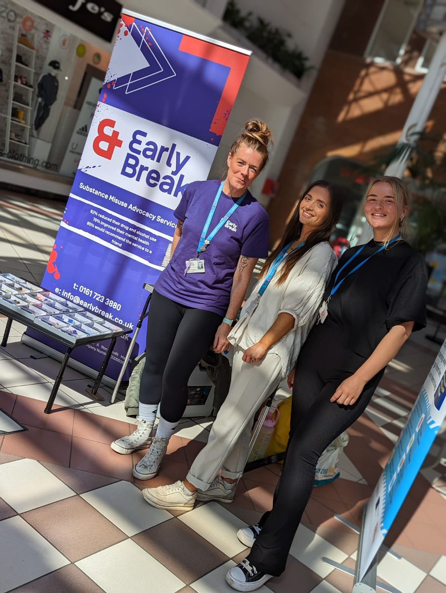 EarlyBreakUK's tweet photo. Proud to be alongside colleagues and partners today @MillGateBury for #operationavro @gmpolice @SafeNet_UK @BigLifeTweets @GMMH_NHS @BuryCouncil @TLC_Charity https://t.co/8moXQztOqI