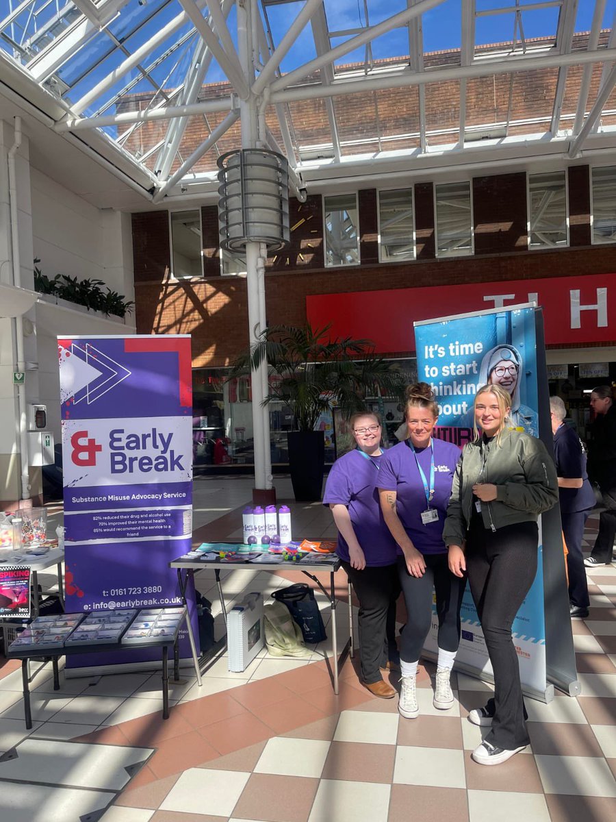 EarlyBreakUK's tweet photo. Proud to be alongside colleagues and partners today @MillGateBury for #operationavro @gmpolice @SafeNet_UK @BigLifeTweets @GMMH_NHS @BuryCouncil @TLC_Charity https://t.co/8moXQztOqI