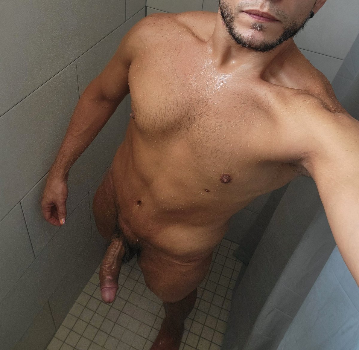 Zellboy4's tweet photo. Testosterona en High! https://t.co/f7lHv8Hwkq