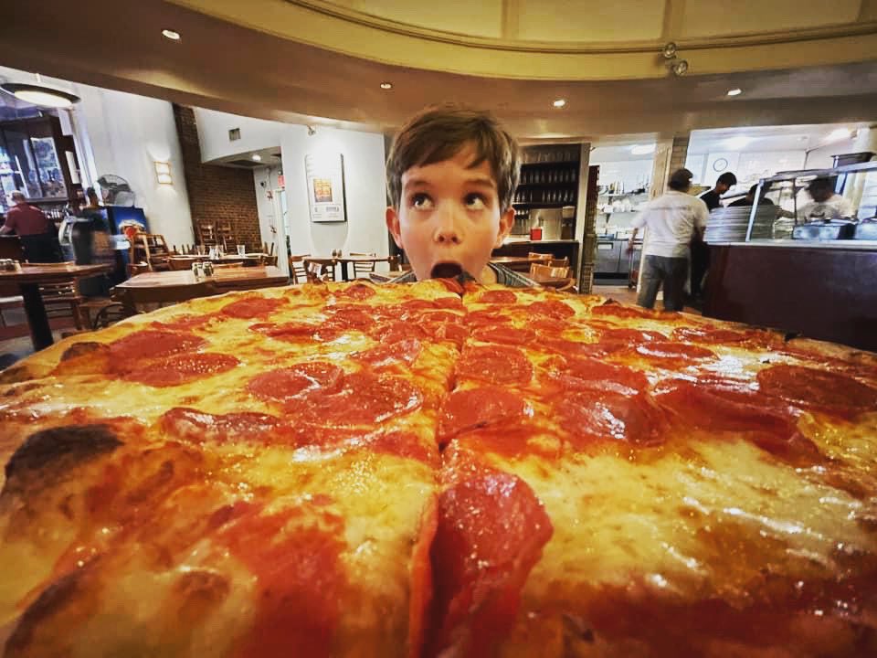 CrazyDisneyFam's tweet photo. Did someone say pizza?  Yes, please. https://t.co/Aep2UOCLPw