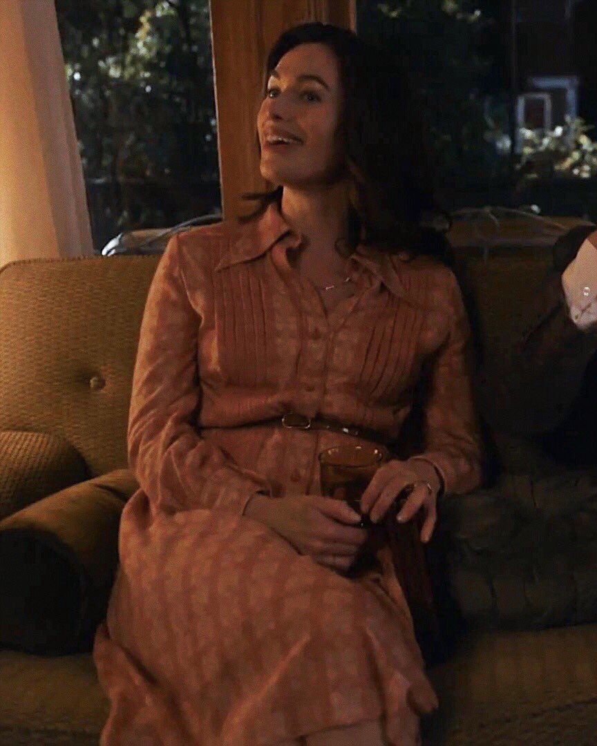 headeyloml's tweet photo. i’ll do anything she says https://t.co/AP0JuzgzSr