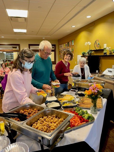 DanburyLiving's tweet photo. Spring is springing and Danbury Westerville residents are welcoming it with open arms! Residents celebrated spring with a lively party with family and friends, full of appetizers and libations. Cheers to sunshine! #danburydifference https://t.co/la8YxuFcFn