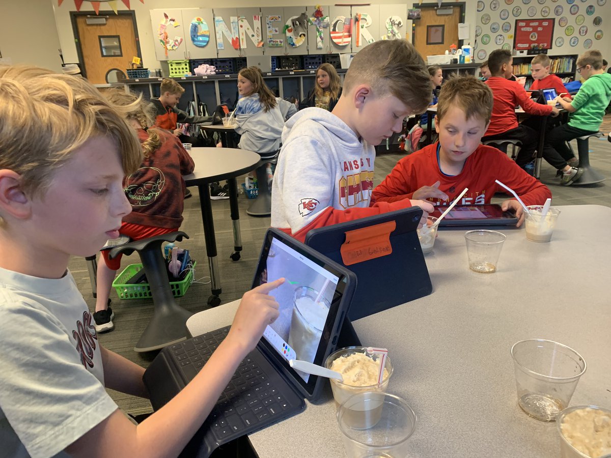 Studio3EPiC's tweet photo. Root beer floats, behavior of molecules, and states of matter! @EpicElementary https://t.co/I8O2vVHT9h