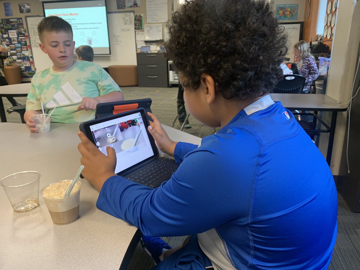Studio3EPiC's tweet photo. Root beer floats, behavior of molecules, and states of matter! @EpicElementary https://t.co/I8O2vVHT9h