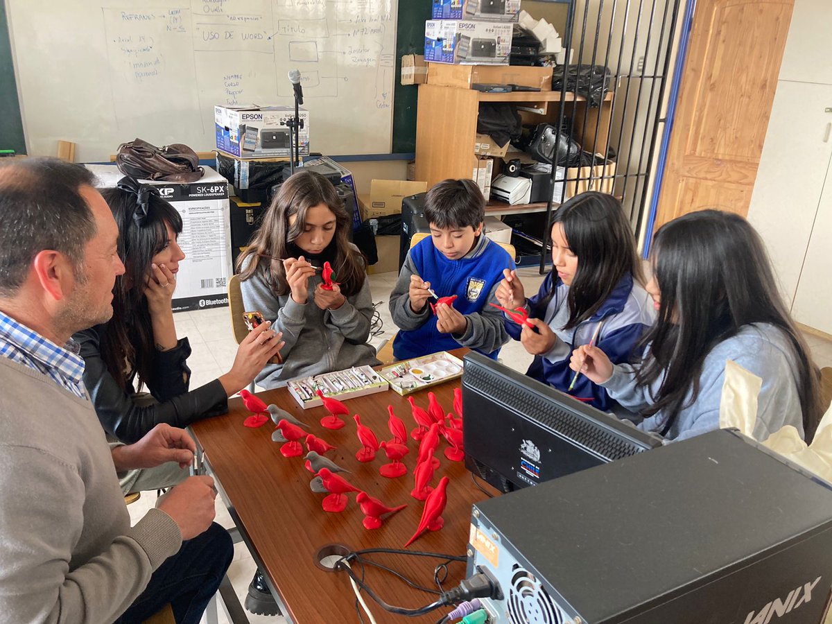 userena's tweet photo. ⭕️[HOY] #ConectaULS visita al equipo #STEAM de docentes de la escuela de El Guindo en #Ovalle, para continuar con el plan de trabajo diseñado en base al diagnóstico realizado durante 2022, con el fin de acompañar el desarrollo de “Explorando los  Ecosistemas de mi Entorno”. https://t.co/tDkHPKNr18