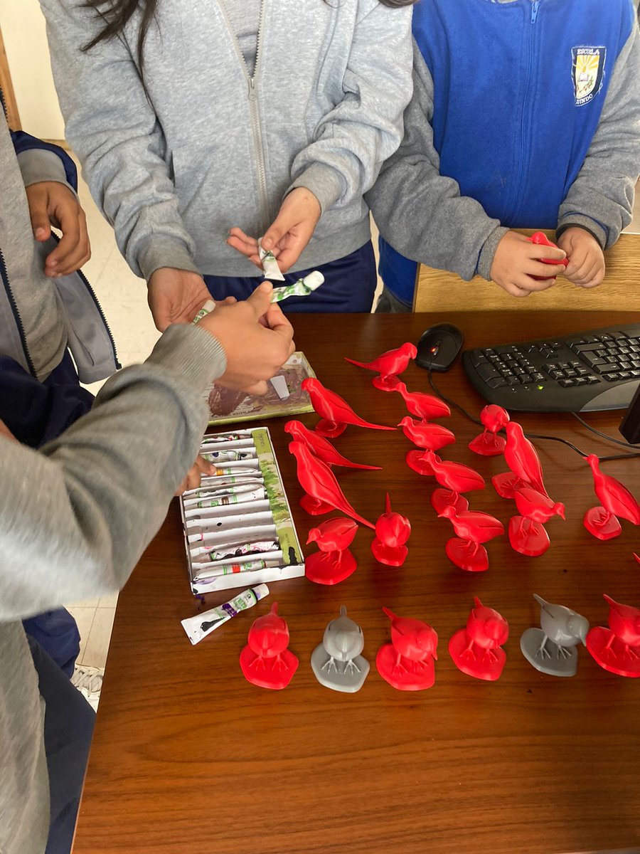 userena's tweet photo. ⭕️[HOY] #ConectaULS visita al equipo #STEAM de docentes de la escuela de El Guindo en #Ovalle, para continuar con el plan de trabajo diseñado en base al diagnóstico realizado durante 2022, con el fin de acompañar el desarrollo de “Explorando los  Ecosistemas de mi Entorno”. https://t.co/tDkHPKNr18