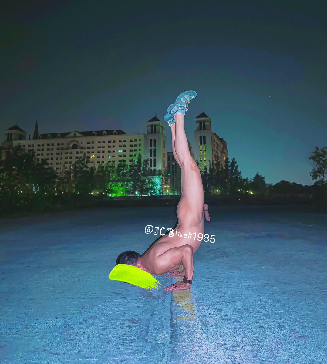 JCExplorer4's tweet photo. สรุป ถ่ายกลางวันหรือกลางคืน
มืดๆ ถ่ายยาก Night Mode ต้องนิ่งจริงๆ
Location: Queen of Sheba
ลงภาพเดี่ยวบ้าง ก่อนนอน ฝันดี ราตรีสวัสดิ์
=====
ฝากผลงาน ฝากไลค์ ฝากรีด้วย ขอบคุณค้าบ
#outdoor #nudephoto #naked #เอ้าดอ #เอ้าดอร์ #chinstand #chinstandscorpion https://t.co/pcxnvUK2yy