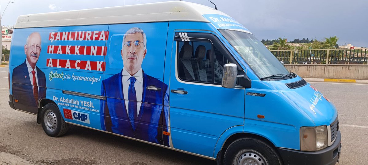 gelecek63's tweet photo. Milletvekili Adayımız Sayın @abdullahyesil63'in 
Seçim Aracı Şanlıurfa'nın  Caddesinde, Sokağında ve Her Yerinde...
#GelecekİçinKazanacağız

#sanasözYineBaharlarGelecek
@Ahmet_Davutoglu 
@GelecekPartiTR 
@kilicdarogluk 
@herkesicinCHP 
@MTanal 
@sanliurfa_chp
@karadagferhatt https://t.co/9CVMPughnl