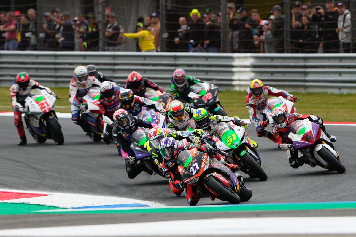 MotoEofficial's tweet image. 🔙🇳🇱 @ericgranado was rewarded for his bravery in last year&apos;s Race 2 of the #DutchGP after a four-lap crazy battle that ended with a red flag🚩! 

Alongside the Brazilian #MotoE rider, we saw @DomiAegerter77 and Casadei at the podiuml! ⚡

#2022recap