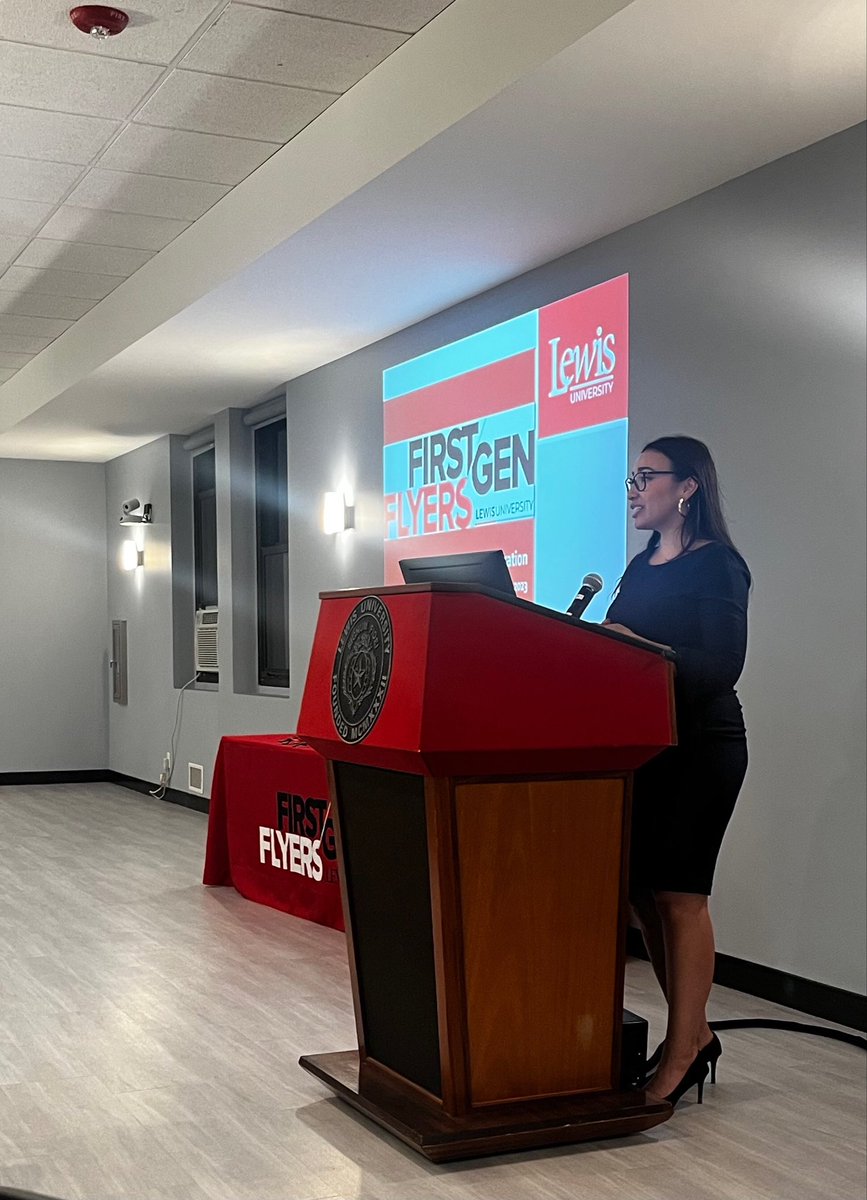LewisU_AS's tweet image. What an exciting week it’s been! Wednesday evening the First-Gen Flyers enjoyed their End of Year Celebration with a buffet dinner, raffles, presentation from ISAC and wonderful company! Congratulations on almost completing your first-year!! 
#lewisu #lewisu_as #FirstGenFlyers