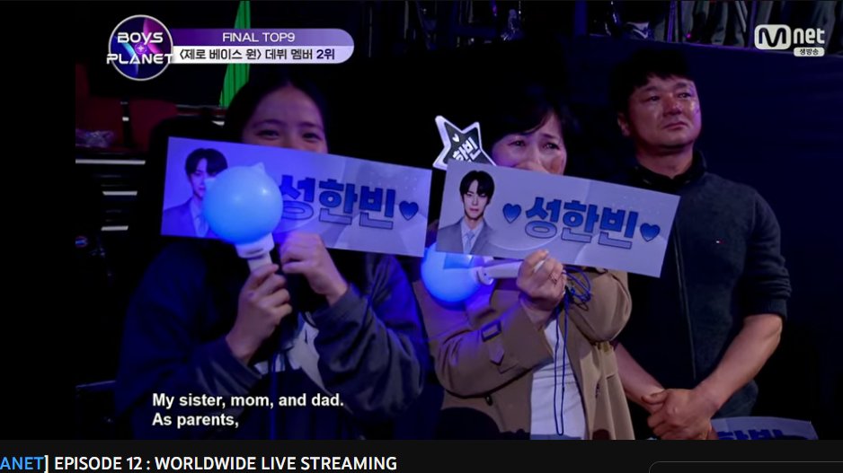 sunghanbinphil's tweet photo. Hanbin's parents and siblings are proud of him! Thank you for raising a kind and humble person.

#BOYSPLANETfinal https://t.co/VcGw2DBcGR