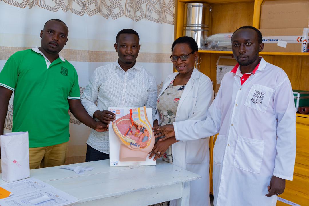 UNFPARwanda's tweet photo. Evidence shows that effective simulation training can replace up to 50% of clinical practice.
@UNFPA provided Simulation training for 50 midwifery & nursing faculty from 11 institutions.
Today #UNFPA🇷🇼 are witnessing the advantages of the #SimBegin training in 3 institutions. https://t.co/uFlR8lX2A0