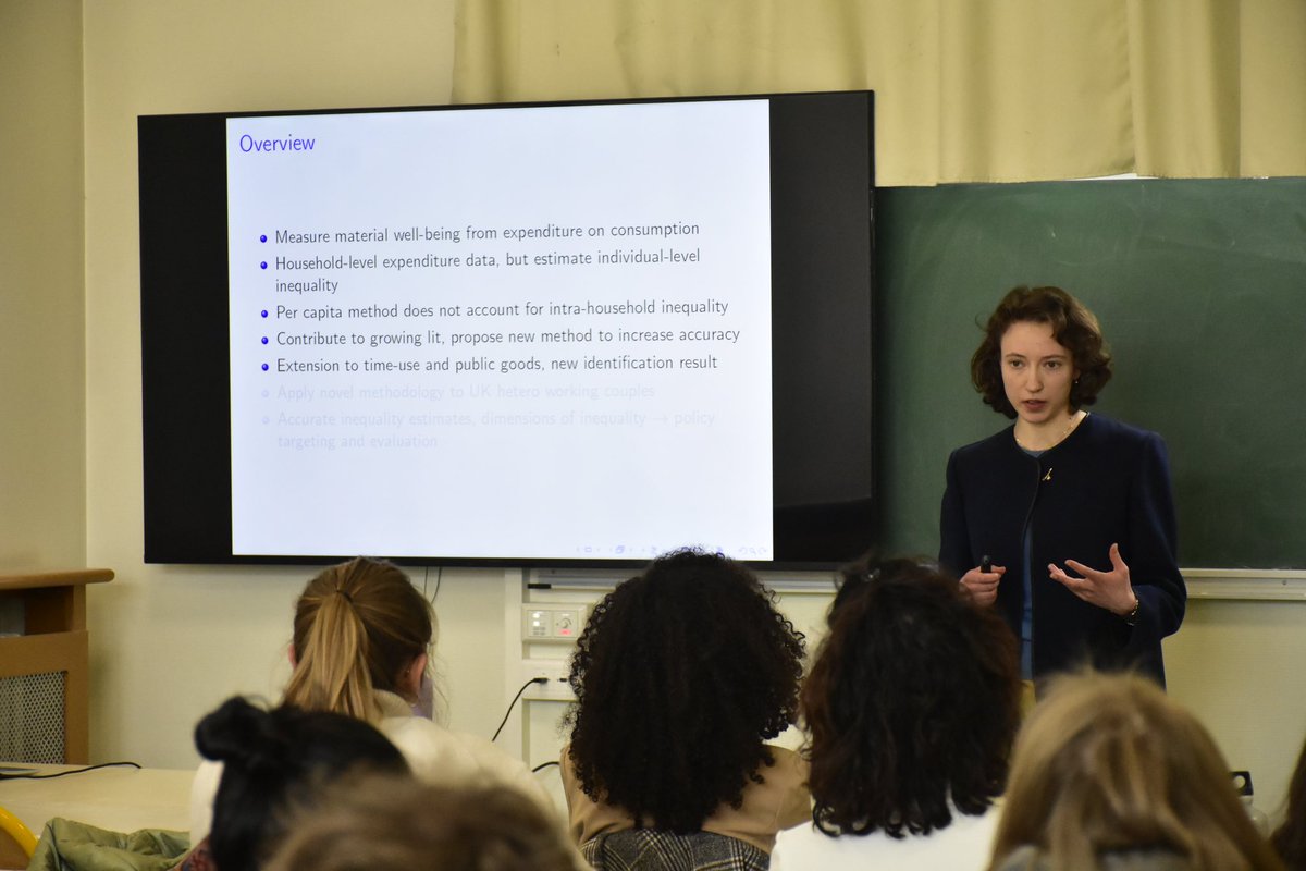 billywoom's tweet photo. .@FraArduini presents a novel approach using a structural model, a system of linear equations, and 🇬🇧 time-use data to estimate individual-level inequality within the household.

Results show a sizable gender gap and ind. with higher education and earnings have + bargaining power https://t.co/vA2CyuUNMn