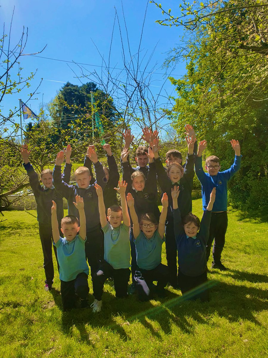 scoilbhrideNS's tweet photo. Absolutely delighted to hear that we achieved our fourth @GreenSchoolsIre flag! Could not be prouder of our GSC &amp; all of our pupils on this wonderful achievement. 🎊💚Thanks to Sorcha @MonaghanCoCo for all of her support with the travel theme. #wecare #ourworldourresponsibility https://t.co/iXjyiPN3Ee