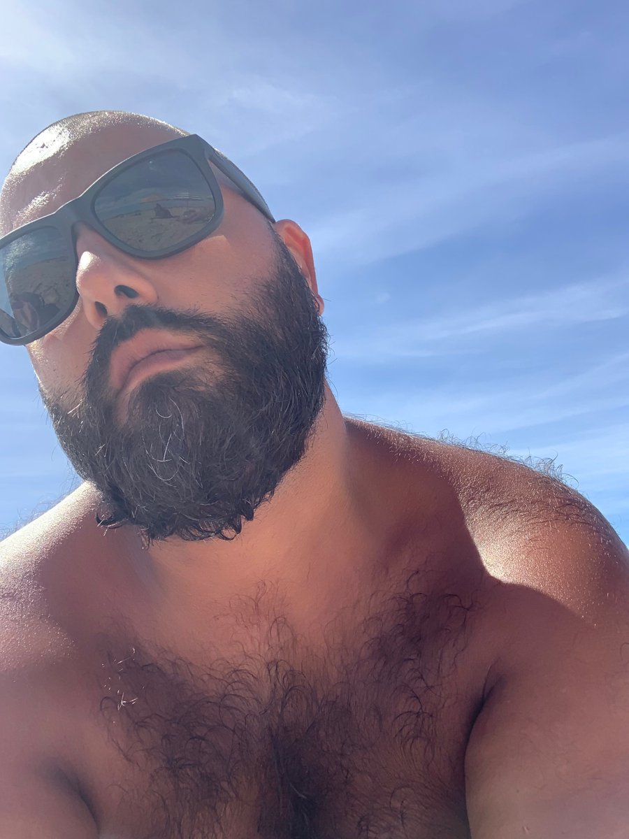 CanchoRolo's tweet photo. I need beach and sun https://t.co/Ocayfcv3jw