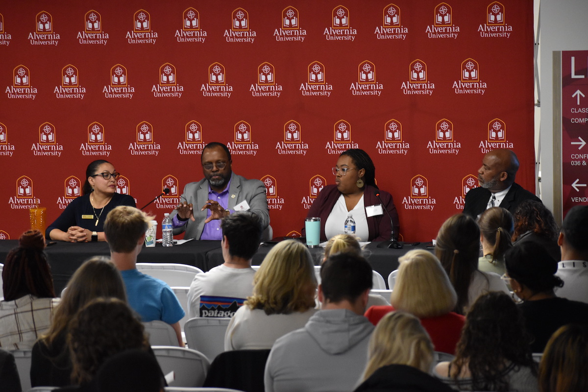 AlverniaU's tweet photo. The inaugural CBCL Conference brought academics and practitioners together to foster constructive dialogue that pursues knowledge, truth, and justice. Full story: https://t.co/1ltIzXwCaM https://t.co/nKd24k5vJb