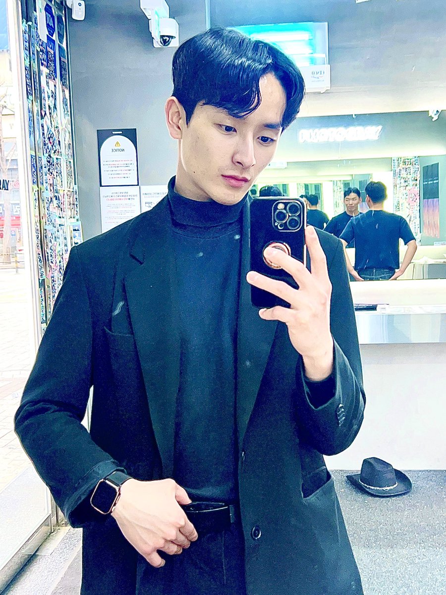 donggeon_ls22's tweet photo. 요즘 기분이 넘 좋앙😆
#좋아요 #팔로우 #맘 #맘눌 #맘눌피 #맘눌뎀 #뎀 #디엠 #디엠하자 #부천 #일상 https://t.co/NI4rDucJhl