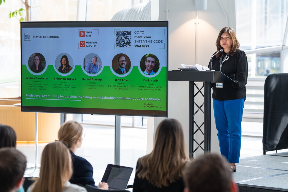 c40cities's tweet image. Today, city officials and key partners gathered at #London's City Hall to:
🤝Showcase the progress of C40's #DivestInvest Network
🤝Build on commitments to divest from fossil fuels &amp;amp; scale up investment in climate solutions
🤝Explore city pension funds' net-zero plans