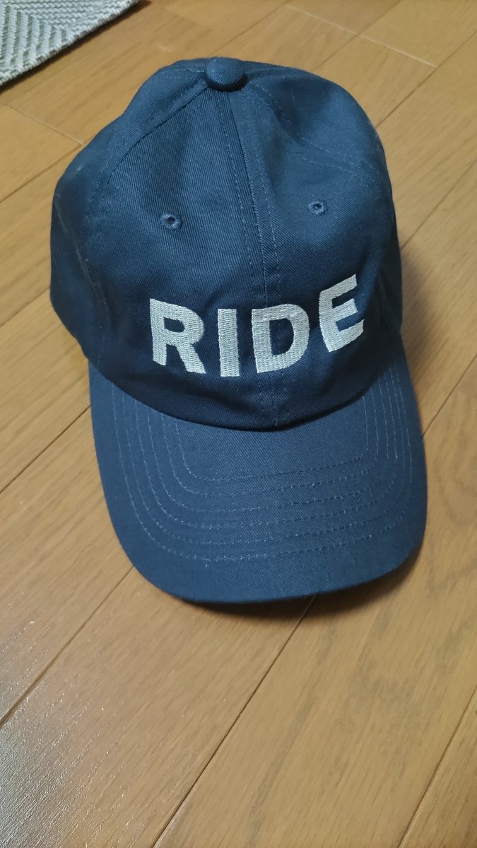 to_j_r_j_s's tweet photo. 妻のとこで売り切れたキャップ
30年近く愛し続けるとなんとかなるんだね。
幸せな3日間本当にありごとうございました。
#RIDE祭り
#RIDE
#OX4
#nowhere
#goingblankagain https://t.co/1EtGIuhq5I