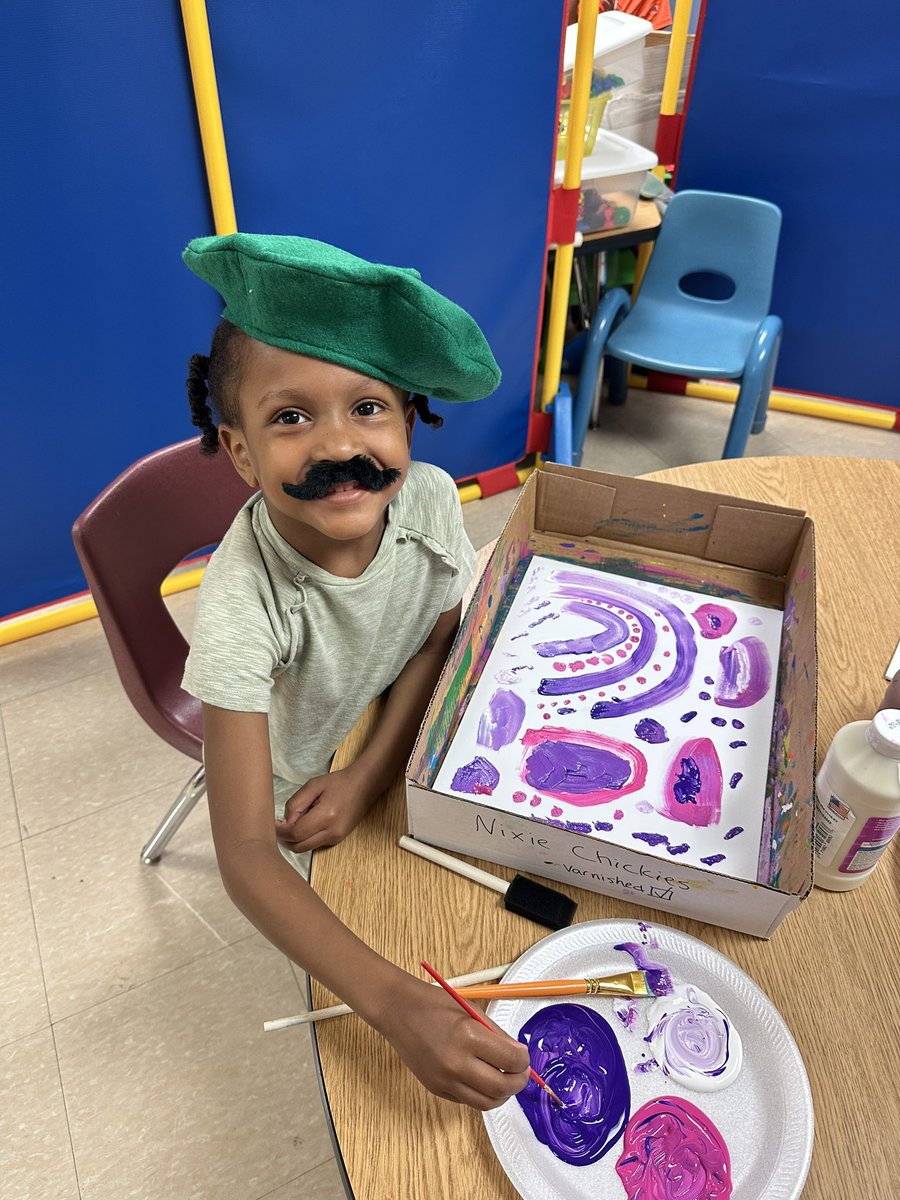 Our artists are getting ready! See everyone next week. Don’t miss it! <a href="/HumbleISD_OE/">Oaks Elementary</a> <a href="/ReadandWriteBFF/">Dr. Lisa Edwards</a> <a href="/Barela_ECE/">Andrea Barela</a> <a href="/LEThomas_ECE/">Mrs Lauren Thomas-Austin</a> <a href="/SmithB67mom/">Blanca Smith</a>