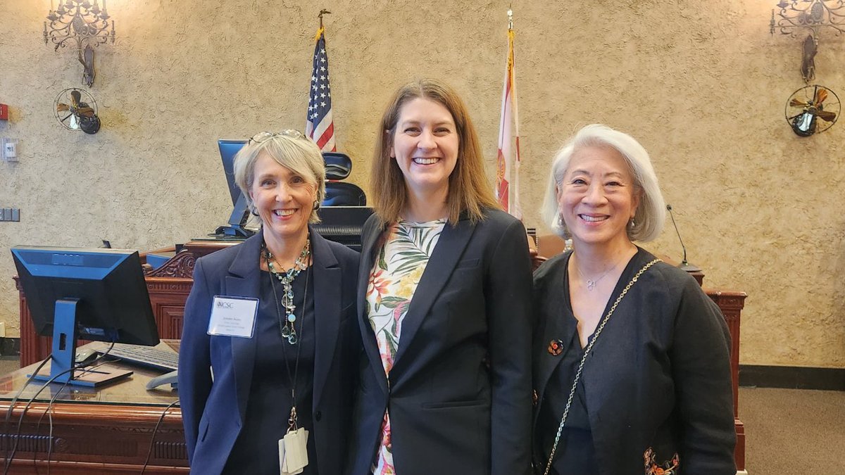 emilymiskel's tweet photo. Visiting the beautifully restored courtroom in the historic Dade County Courthouse to learn about mental health diversion, case management, online dispute resolution, and more with @StateCourts 
(Al Capone was tried in this room in 1930) https://t.co/fKIoRecEHF