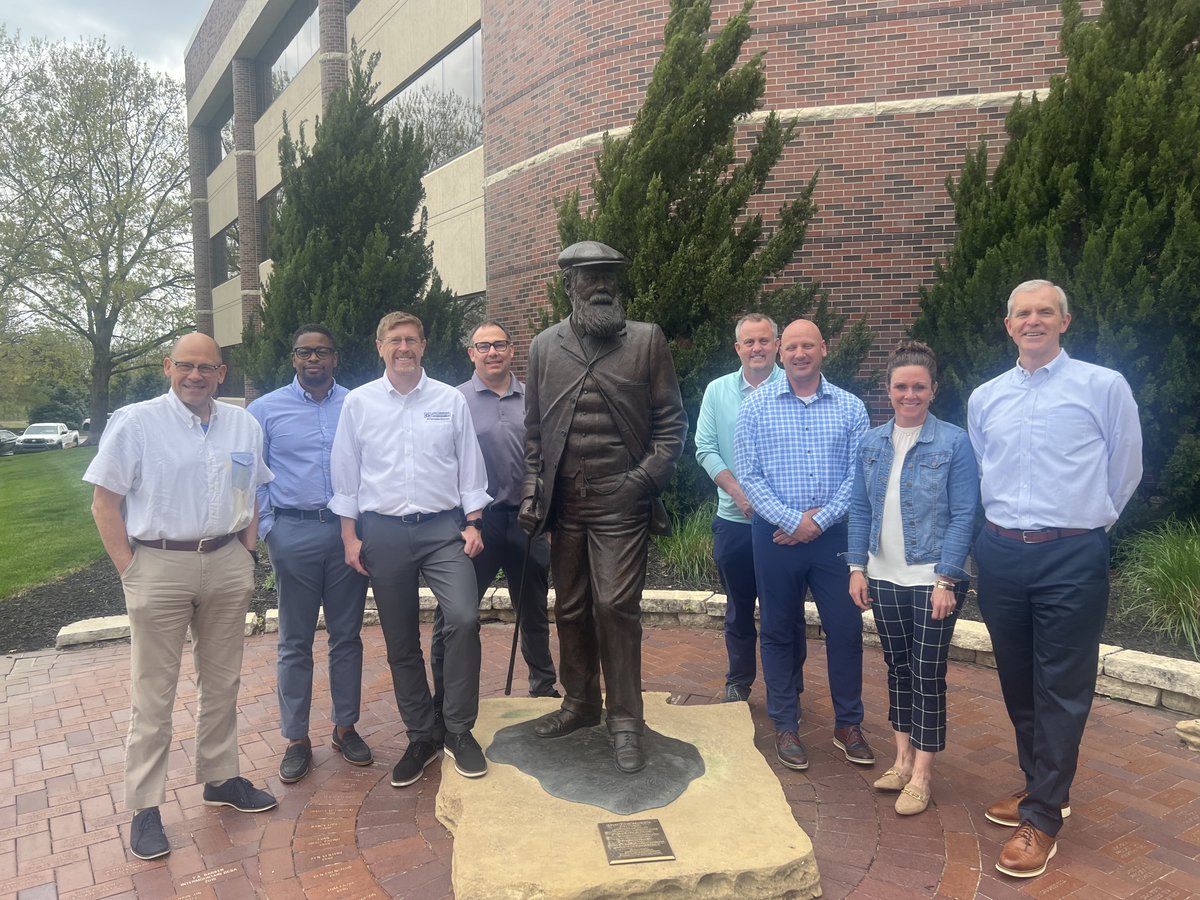 GCSAA's tweet photo. Great to have one of GCSAA's great partners, @PBIGordonTurf, in the building this week. Thank you for all you do to support our 20,000 members around the world! https://t.co/yCTdm7P5Qo
