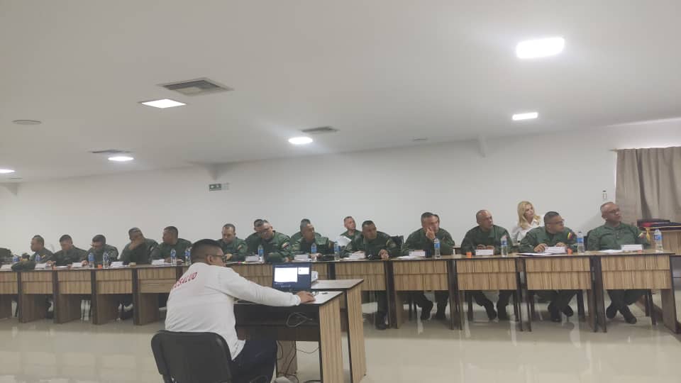 #20Abr || Desde las Instalaciones del <a href="/hospimilTachira/">Hospital Militar del Táchira. Venezuela</a>, se efectúa el 9no. CONSEJO DIRECTIVO de la <a href="/DigesaludFANB/">DIGESALUDFANB</a>. Dándole continuidad y participación directa a la Jornada Quirúrgica Nacional de la FANB. 
<a href="/ServiciosMPPDVe/">Viceministerio de Servicios para la Defensa 🇻🇪</a> 
#SoloUnidosVenceremos