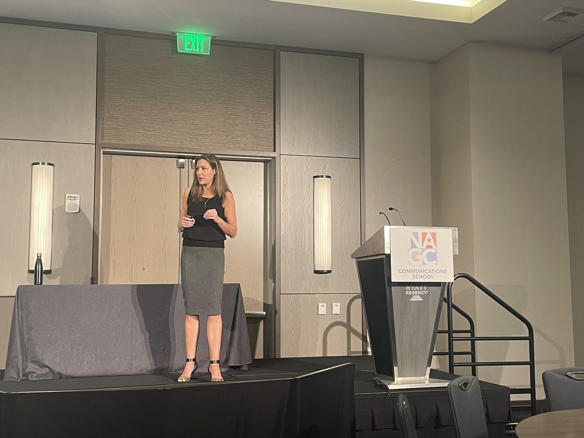 NAGC's tweet photo. Today’s keynote speaker @JulieParkerComm is sharing tips for working more effectively w/ the media. 

Messaging is the medicine to combat “distraction disease”
👉 theres always something to say; even if it’s the process - this is what we’re doing about the prob

#NAGCBacktoSchool https://t.co/zKGyL62PPh