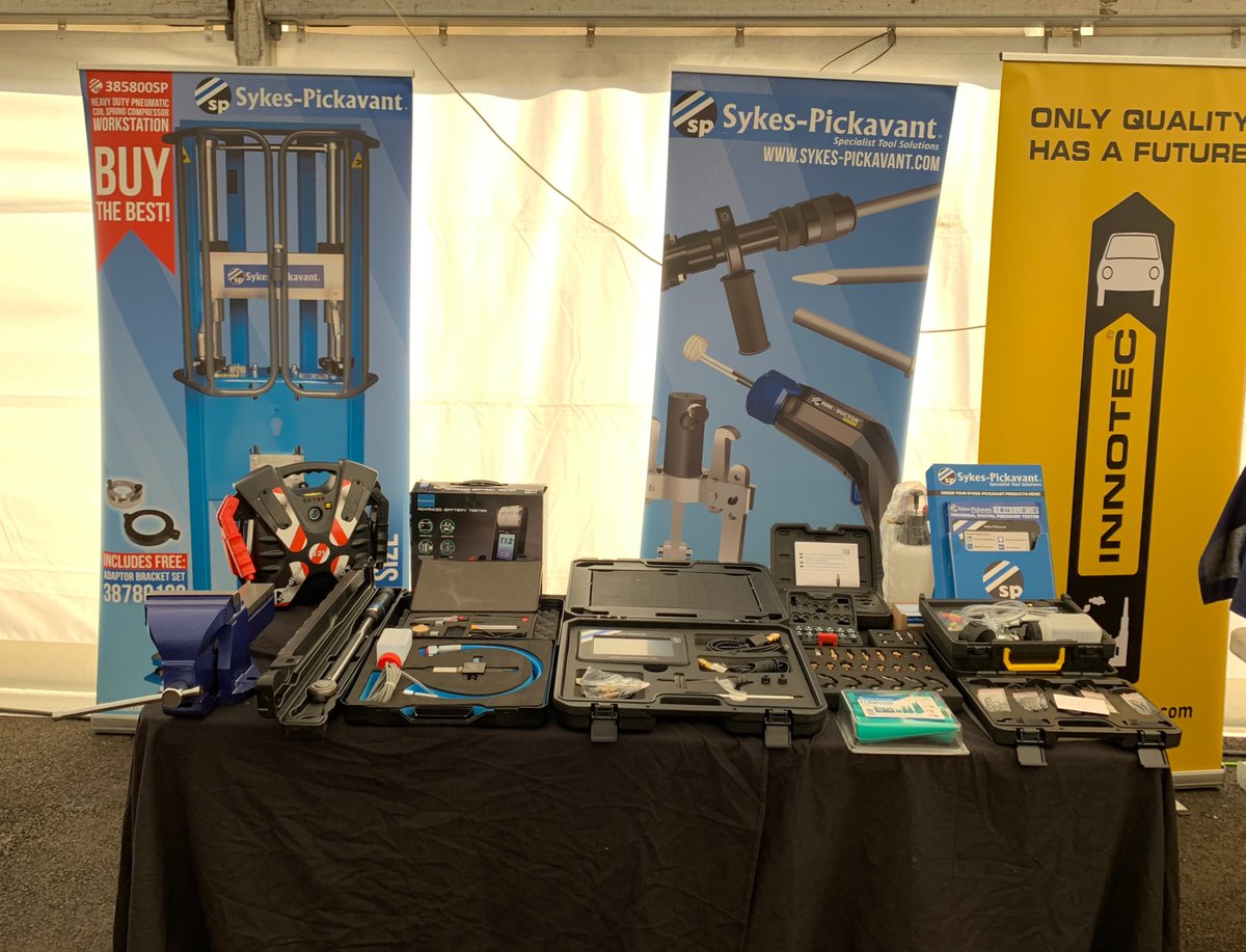 sykespickavant's tweet photo. We're looking forward to the Dingbro Paisley Trade Event this evening! 

#DingbroPaisleyTradeEvent #Event #Trading #Commerce #sykespickavant #dingbro #springcompressor #batterybootser #speedline #flowstop #vices #torquewrench #torque https://t.co/jXrSPKKZka