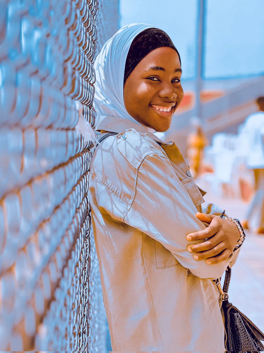 AramideAraola's tweet photo. Thursday's are for CDS 😊
#Sallahmood
#osogbocorper https://t.co/giOxI37LDy