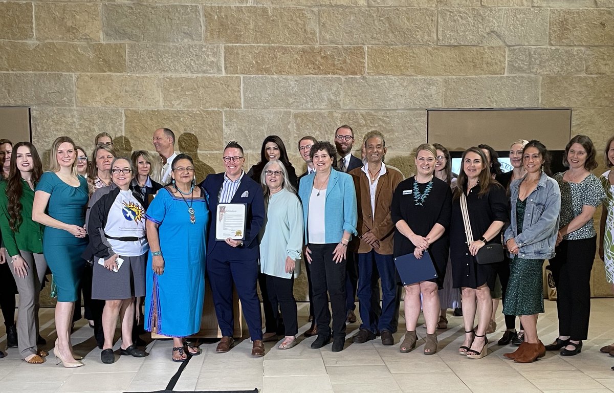 District7Staff's tweet photo. Thanks to all the enviro reps, City dept staff &amp; ⁦@PaigeForAustin⁩, ⁦@ALTERforATX⁩, ⁦@VanessaForATX⁩, ⁦@RyanAlter⁩ for joining ⁦@LesliePoolATX⁩ for Earth Day proclamation! 🌎🌳🌲🌱 https://t.co/7dKe4eNXgw