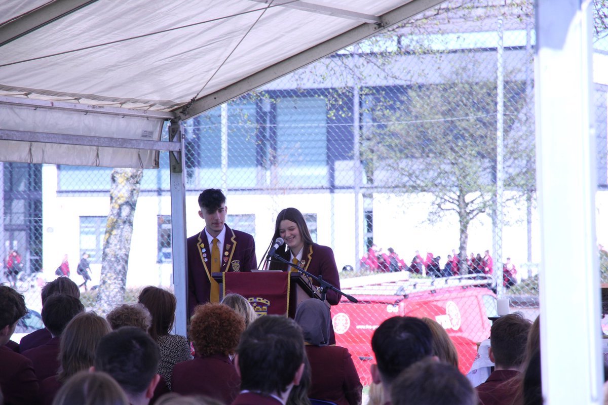 StModansHS's tweet photo. A wonderful day in glorious sunshine celebrating our amazing S6. We are so very proud of all of them and wish them every success as they embark on their next adventure. https://t.co/eIOd6AXhjO