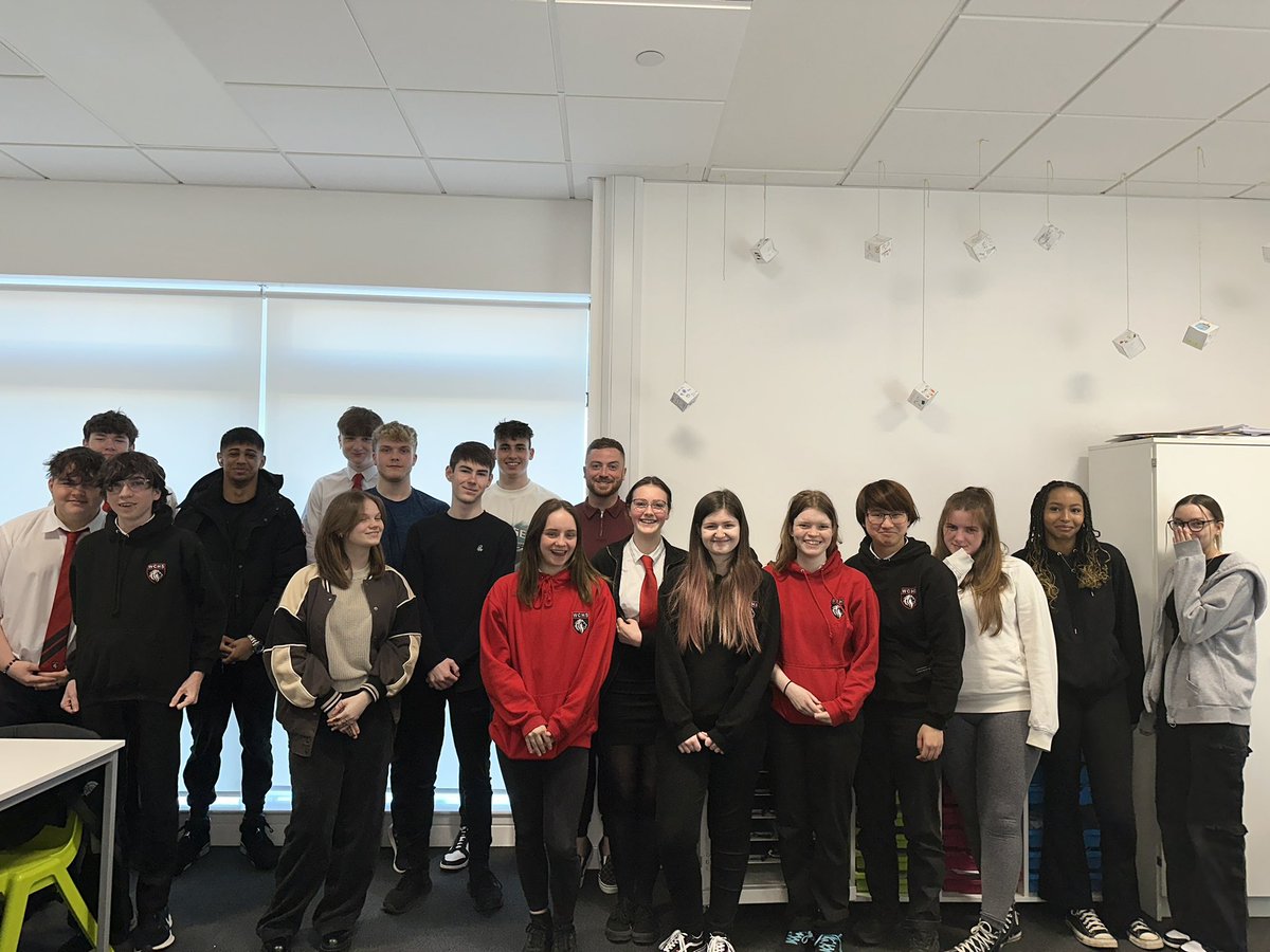 MrMurphy_BusEd's tweet photo. And it’s a wrap… another incredible year with the incredible #HigherAdmin and #HigherAccounting classes of @WestCalderHigh. Now ready to smash the exams out the park 🍀🤩 https://t.co/uP9xMI6UJK