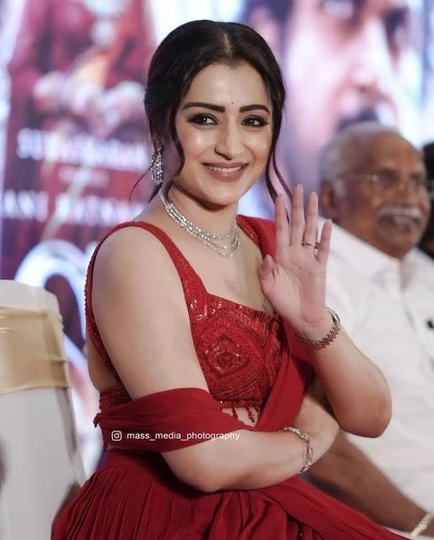 FuKzHW9XgA48wU9?format=jpg&name=small