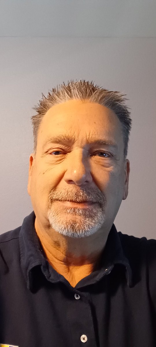 BradPetrich's tweet photo. Even though I'm currently suicidal with no mental illness, think I clean up pretty good for 63. #suicidal #selfconfidence #Believe #calm #easy #cashapp 4653go #needhelp #helpinghand #grounded #thursdayvibes #gettingby #bringit #BeKind https://t.co/Q2WvlKIYEx
