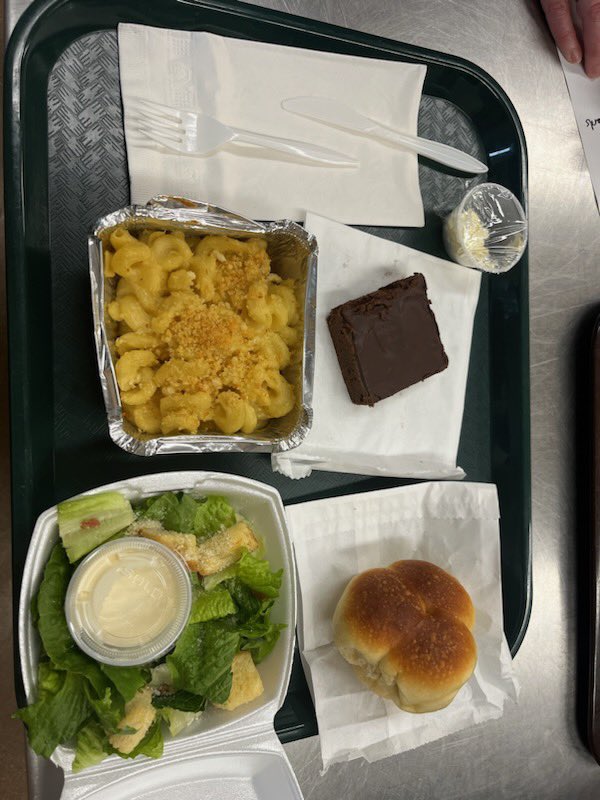Simonds_HS's tweet image. Mrs. Robichaud and out Culinary Tech classes do it again!! 😍 they not only learn to prepare delicious meals, but to carefully follow directions, communicate and work cooperatively together! What an amazing meal 🥘 #cultech #simondsisforeveryone