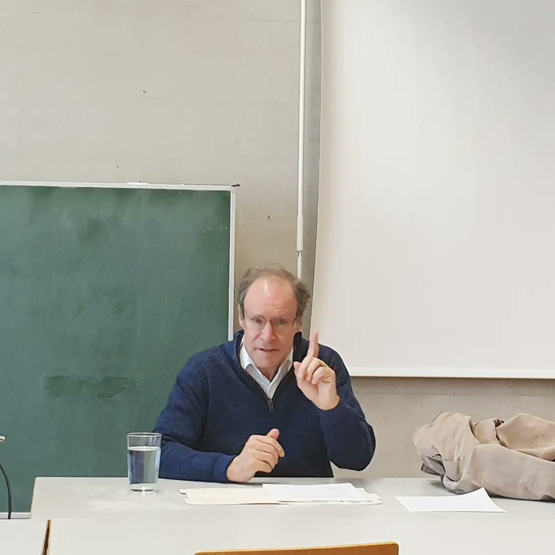 PolSciUIBK's tweet photo. "The original sin of American democracy has always been racism."
Alan Draper from the @StLawrenceU talks about diversity, democracy, and equality in the #US and elsewhere.
Right now @PolSciUIBK!
#sciencegoespublic
#democracy #equality #stopracism #blacklivesmatter #USPolitics https://t.co/5Hqmyi9KM1