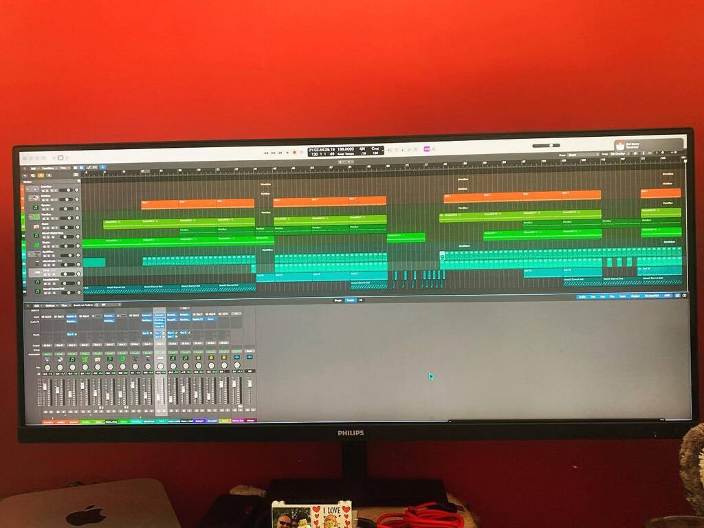 rixtarcorp99's tweet image. New #technoproduction coming along at warp speed! #techno #acid #technolovers #technoproducer instagr.am/p/CrRayv2sC1t/