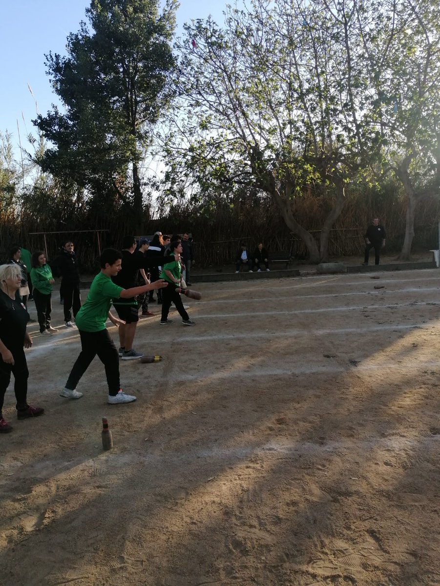 InsercorU's tweet photo. 📢📢📢 eventos !!!

#comparteam 22/23.

Algo muy diferente pero muy divertido a la vez.

El pasado viernes compartimos la tarde con los amigos de @fartucs aprendiendo les bitlles catalanes.

Un capítulo más de esta bonita aventura del comparteam. 

💚🤍💚 valores !!! https://t.co/CLEXWlqLWQ