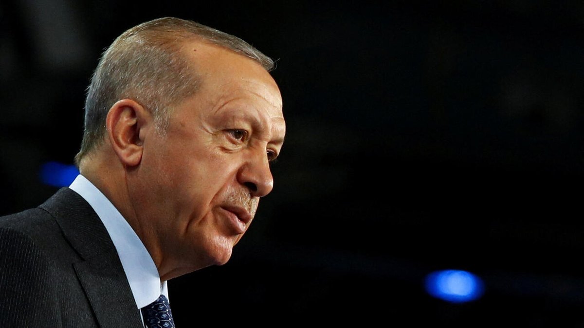 RFI's tweet photo. Turquie: Erdogan lance les premières livraisons de gaz de la mer Noire https://t.co/qDDCUM7QsN https://t.co/9jEUVjgReb