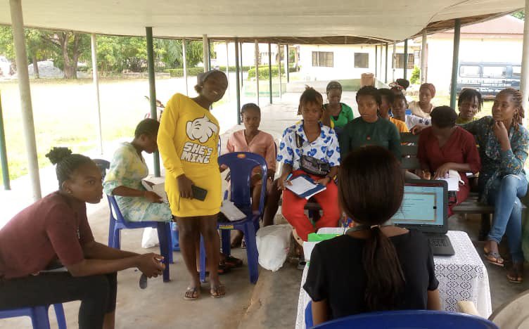 ASFC_Org's tweet photo. Thank God for a successful Life skill defense training 

Training Objectives.

•To empower AGYW (Adolescent girls and young women) with life skills for facing biomedical, behavioural and structural challenges perpetrated against them.
•To empower AGYW on understanding sexual … https://t.co/PeYgEwFZ1v