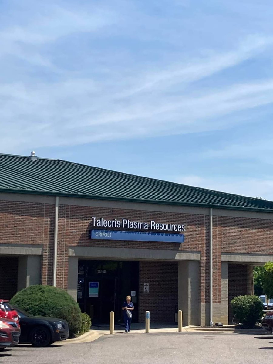 BeebsJoy's tweet image. Filled another #freelittlelibrary box this morning on the way to work!