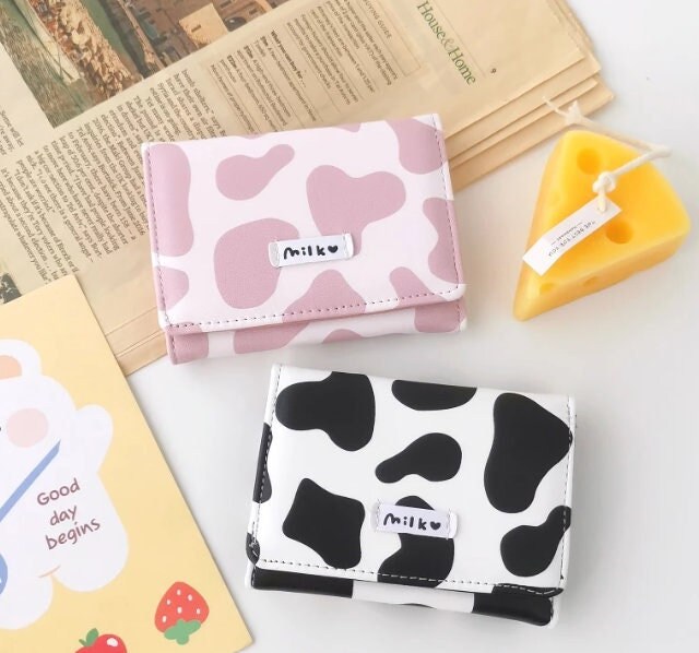 designsbycay's tweet image. Cute #CowPrintWallets for her! Choose from pink, black, or cows with strawberries and moos! #cutewomenswallets #smallwallets #photowallet #cardholder #girlswallets #cowwallet #cowprint #cute #walletsforwomen #pinkcowprint #blackandwhite #cows

etsy.me/41FdO68