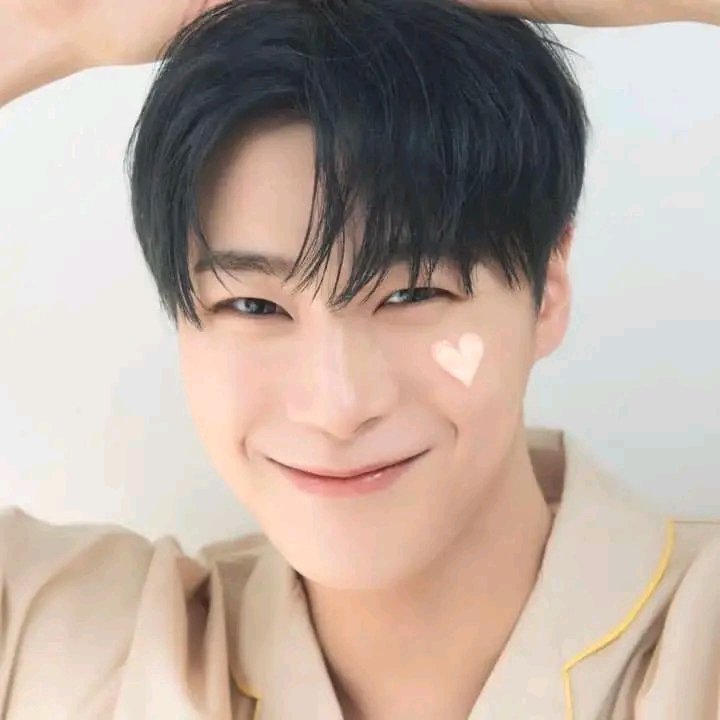 kimbutter07's tweet photo. • Los astrólogos Coreanos han dicho que está estrella nació el día que falleció Moonbin, 19.04.23. Ahora nuestro Moonbin se ha convertido en una estrella, Si extrañas a Moonbin, mira hacia el cielo. ⭐🥹🤍

#ASTRO #MOONBIN #BINNIE @offclASTRO https://t.co/jSFz7luVHR